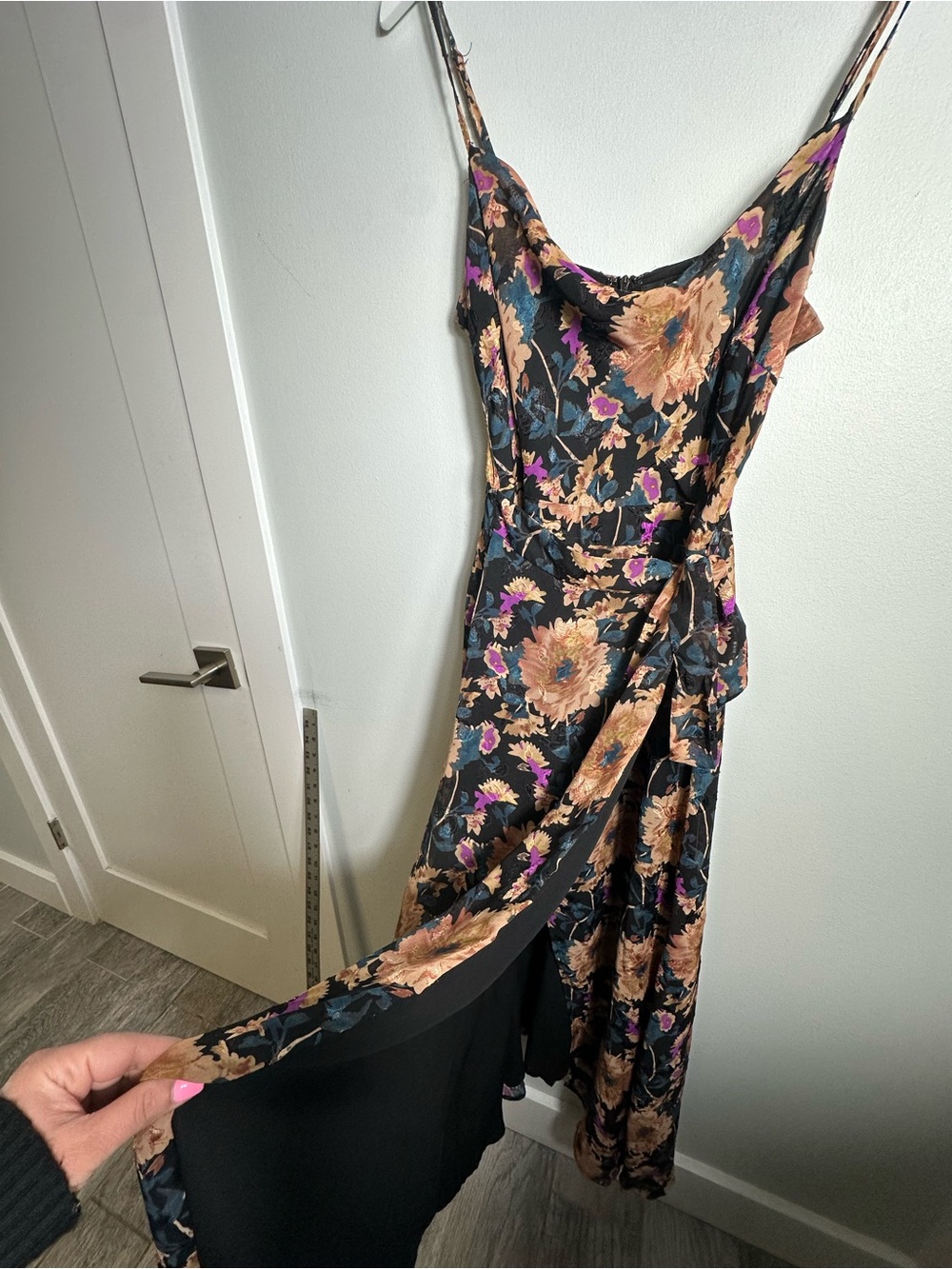 Lulu’s Darling Black Floral Dress Size Medium - Picture 12 of 16